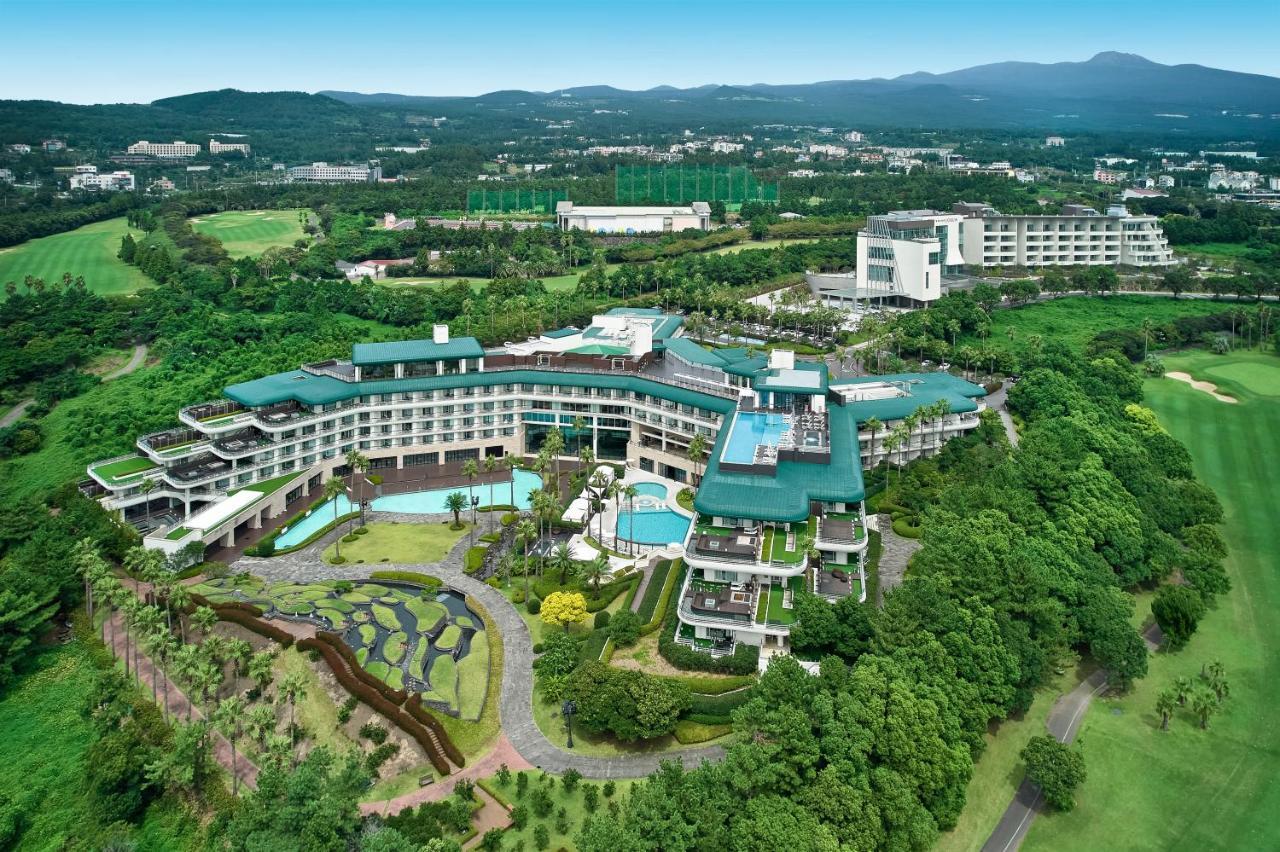 Grand Josun Jeju Hotel Сеогвипо Екстериор снимка
